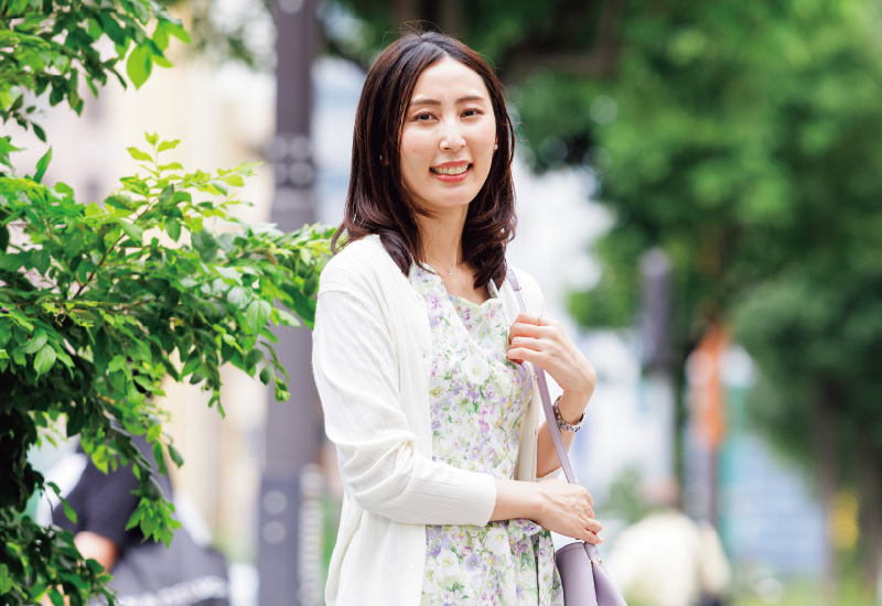 高岡里衣さん